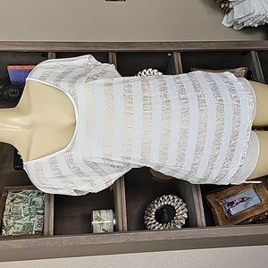 Jennifer Lopez Women’s White Gold Striped Cap Short Sleeve T-Shirt Large